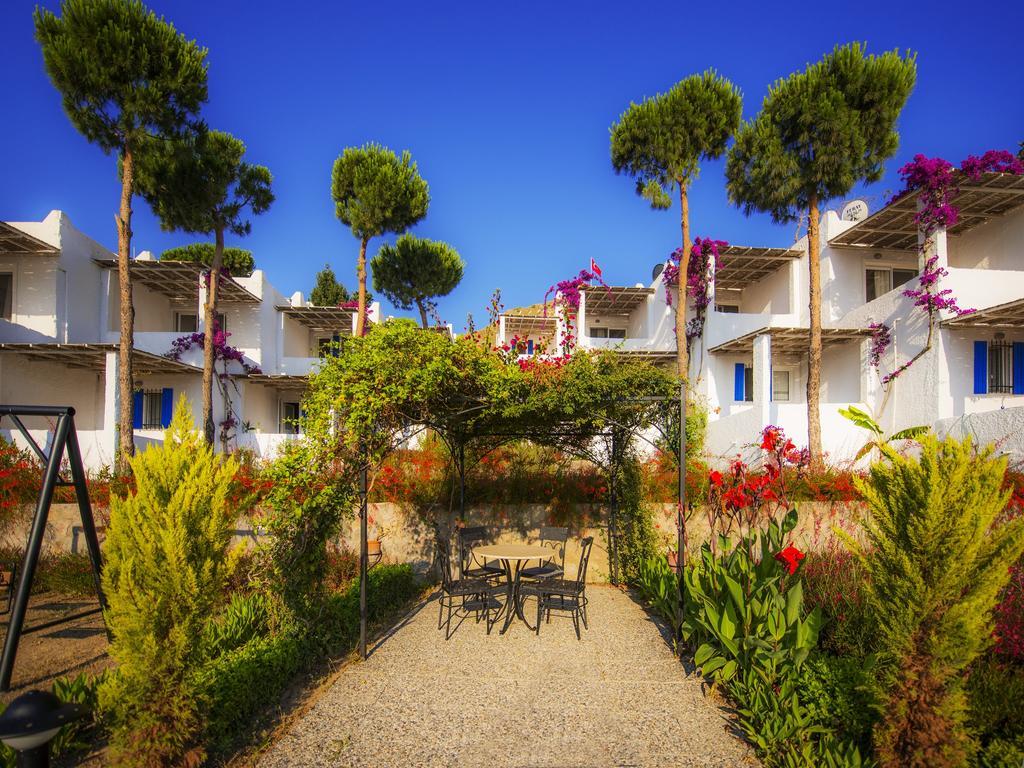 Sunset Mavi Villa Тургутрейс Екстериор снимка