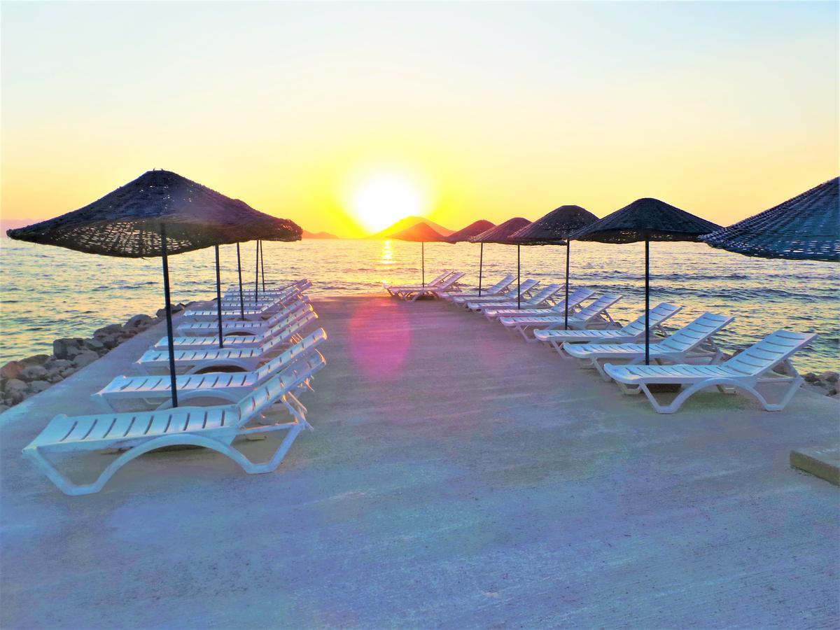 Sunset Mavi Villa Тургутрейс Екстериор снимка