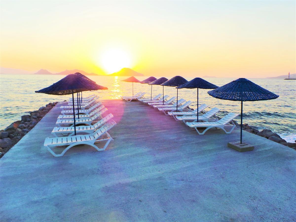 Sunset Mavi Villa Тургутрейс Екстериор снимка